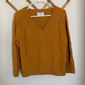 Old Navy Sosoft V-neck Sweater